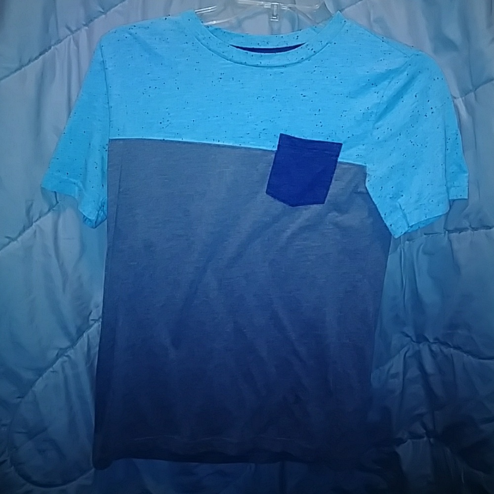 1-pocket shirt